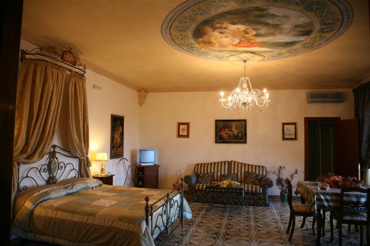 Cali Nitta Bed & Breakfast Corigliano dʼOtranto Dış mekan fotoğraf